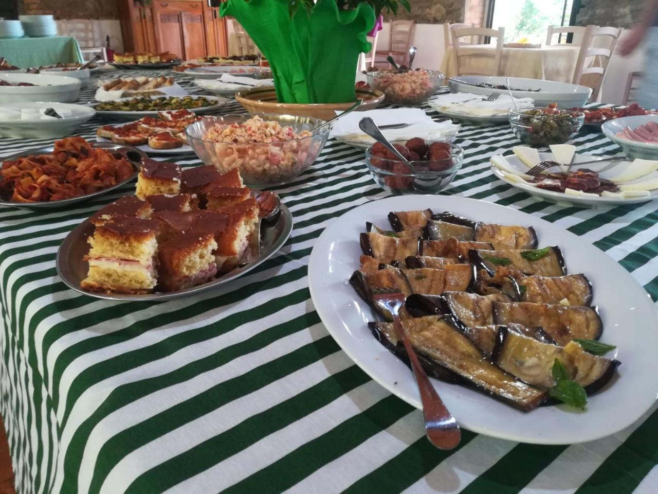 Il Cerro Agriturismo Zagarese Фускалдо Екстериор снимка